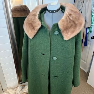 Vintage boucle coat with fur collar